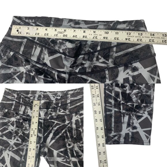 Athleta Women's Black & White Floral Geo Sonar Capri Leggings Size Medium - Picture 7 of 8